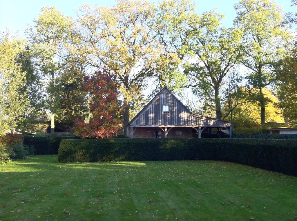 Under Oaks Hotel Westmalle Exterior photo